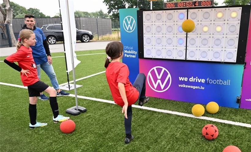 Die digitale Torwand gehörte zu den Hauptattraktionen des Tages