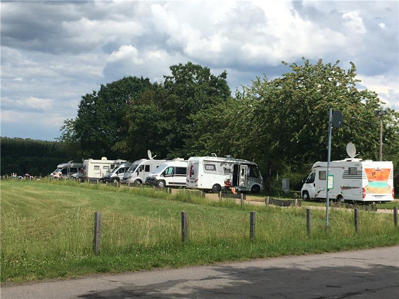 Die ersten Wohnmobil-Urlauber sind schon da