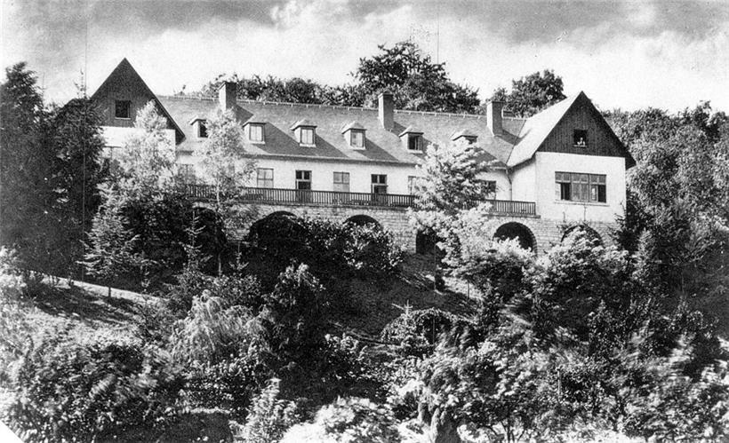 Die frühere Ettelbrücker Jugendherberge befand sich „am Lärchen“, am Hang zur Alzette
