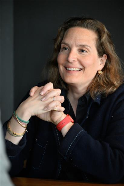 Die gelernte Gemälde-Restauratorin Elisabeth Koltz brennt für den Erhalt des heimischen Kulturgutes
