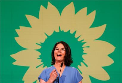 Die grüne Kanzlerkandidatin Annalena Baerbock glänzt nicht mehr so wie vor einigen Wochen

