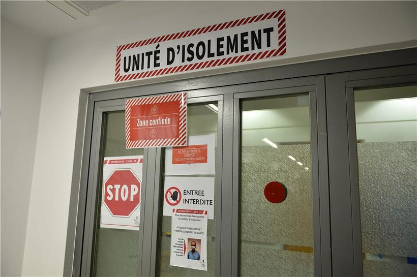 Die im Covid-19-Gesetzesprojekt geplante Zwangshospitalisierung von Corona-Patienten stellt die Justizbehörden vor große Rätsel
