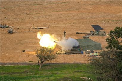 Die israelische Armee setzt ihren Krieg gegen die Hamas unbeirrt fort
