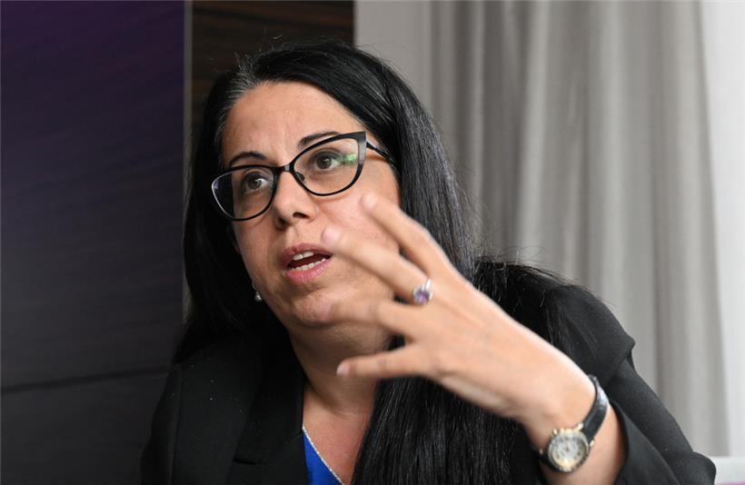 Die israelische Botschafterin für Luxemburg, Idit Rosenzweig-Abu, verteidigt den Plan ihrer Regierung, im Gazastreifen die Kontrolle über die humanitäre Hilfe zu erlangen
