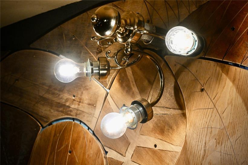 Die komplette Einrichtung besteht aus upgecycelten Möbeln
