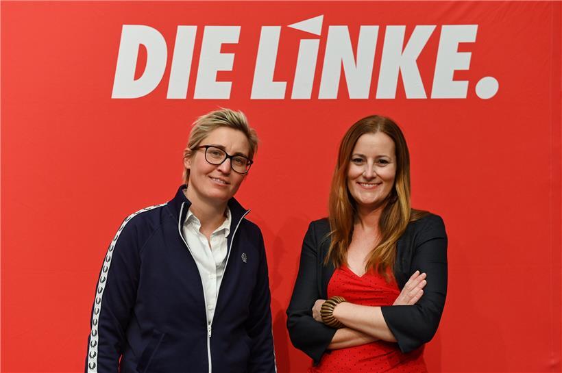 Die künftige Doppelspitze der deutschen Linken: Susanne Hennig-Wellsow (l.) und Janine Wissler
