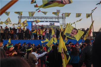 Die kurdische Arbeiterpartei PKK hat am Samstag einen Waffenstillstand mit der Türkei verkündet

