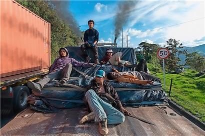 Die luxemburgische Koproduktion „Los reyes del mundo“ (Iris Productions) ergatterte die „Concha de Oro“ für den besten Film des diesjährigen Festivals
