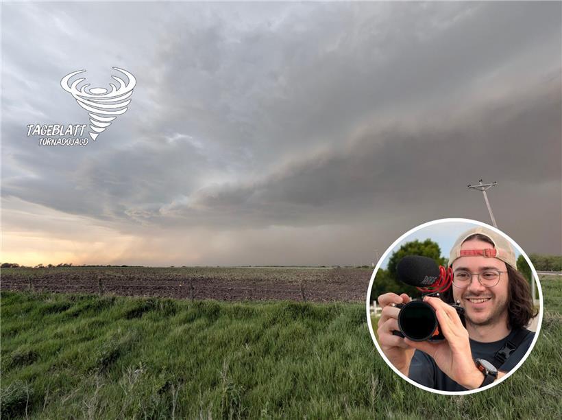 Superzelle am Freitag am Himmel, bereit für Tornadojäger, Gewitterwolken und Unwetterwarnung