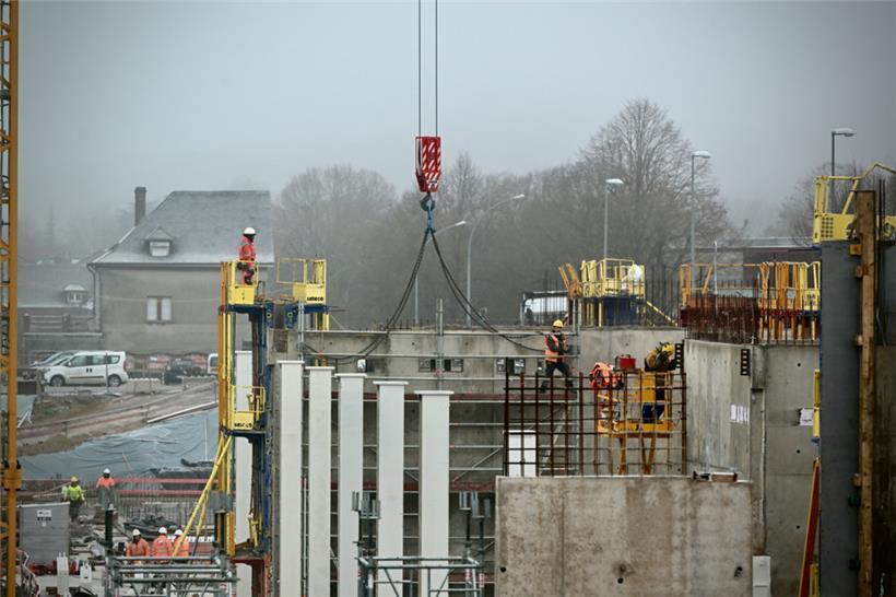 Die neue Cactus-Filiale befindet sich im Bau – auf dem boulevard Grande-Duchesse Charlotte muss eine unterirdische Zufahrt gebaut werden
