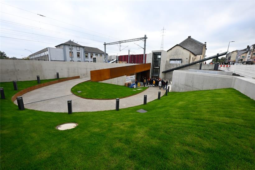 Die neue rollstuhlgerechte Unterführung