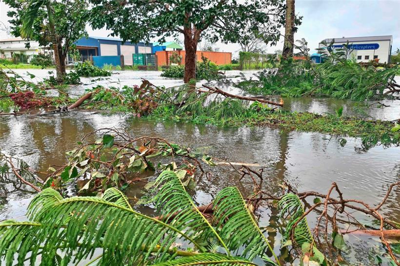 Die nur einige Meter über dem Meeresspiegel liegenden Pazifikinseln wie Vanuata sind neben der Erderwärmung auch durch zunehmende Wirbelstürme gefährdet. Bild von Anfang März, als der Zyklon „Judy“ über die Insel zog.
