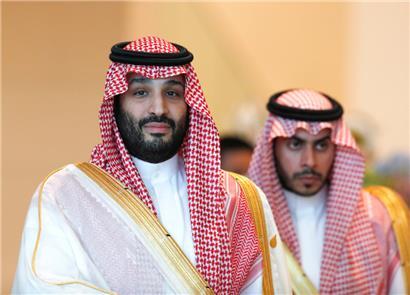 Die politischen Beziehungen der westlichen Staaten mit Saudi-Arabien hatten sich verschlechtert, seit Kronprinz Mohammed bin Salman vorgeworfen wurde, dass er den regimekritischen Journalisten Jamal Khashoggi ermorden ließ
