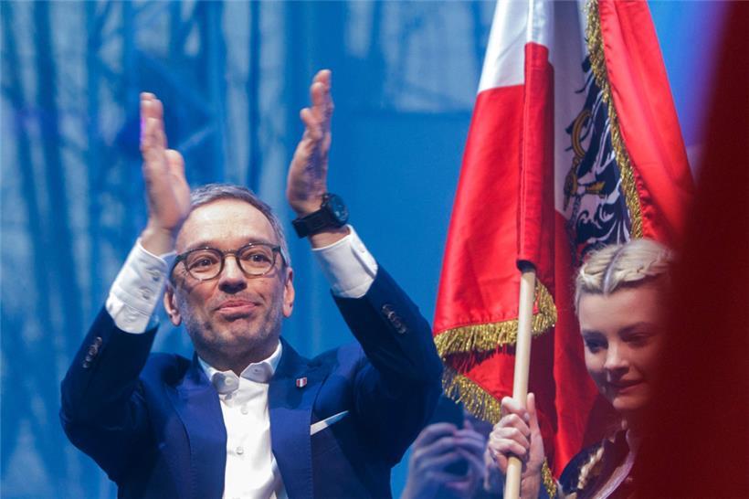 Die rechtspopulistische Freiheitliche Partei Österreichs (FPÖ) war bei der Parlamentswahl im September mit 28,85 Prozent der Stimmen erstmals stärkste Kraft im österreichischen Parlament geworden
