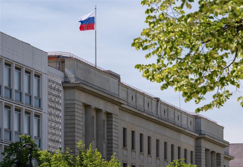 Die russische Botschaft in Berlin
