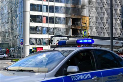 Die russische Hauptstadt Moskau ist erneut mit Drohnen angegriffen worden. Dabei wurde ein Wachmann verletzt, mehrere Gebäude wurden beschädigt. 
