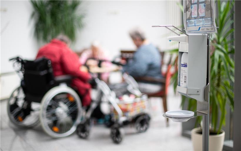Die sanitäre Krise hat viele Senioren hart getroffen: Psychische Folgen waren mitunter schwerer als die gesundheitlichen Schäden, die das Virus hätte anrichten können
