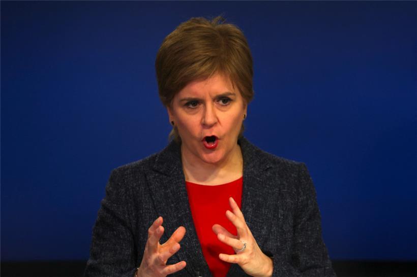 Die schottische Ministerpräsidentin Nicola Sturgeon nutzt jede Gelegenheit, die Zentralregierung in London unter Druck zu setzen
