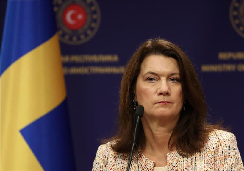 Die schwedische Außenministerin Ann Linde verweist auf eine geänderte Sicherheitslage, um die Aufrüstungspläne der Regierung zu rechtfertigen
