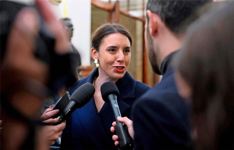 Die spanische Gleichstellungsministerin Irene Montero am 22. Dezember im spanischen Parlament vor der Abstimmung des Selbstbestimmungsgesetzes
