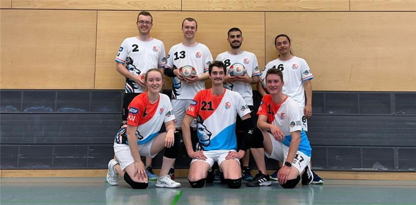 Die speziell für die EM angeeigneten Trikots
