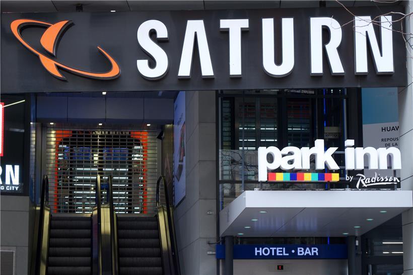 Die wesentliche Frage: Welche Produkte sind derzeit notwendig? Die Antwort auf diese Frage entscheidet, ob ein Laden öffnen darf oder nicht. 
