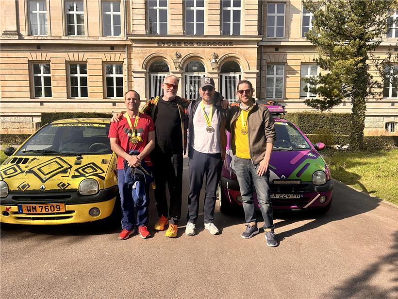 Zwei LGE-Teams mit Alain Berg, Christian Schaack, Gianni Mersch und Diego Militello bei ihrer Rückkehr am Tag