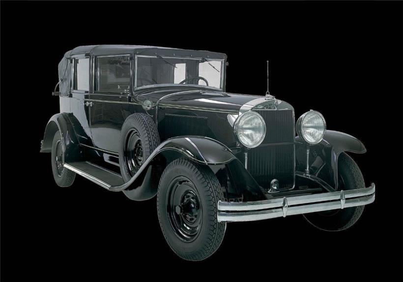 Dieser Graham Paige Type 837 stand ebenfalls Papst Pius XI. für seine Reisen zur...