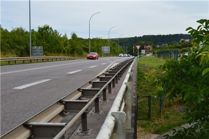 Dieser Teilabschnitt der B7 zwischen Colmar-Berg und der Ausfahrt Ettelbrück soll in einer ersten Phase von zwei auf vier Spuren ausgebaut werden
