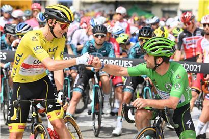 Dieses Bild könnte sich bis nach Paris erstrecken: Tadej Pogacar in Gelb, Mark Cavendish in Grün
