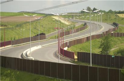 Dieses Foto wurde 2001 in Mersch aufgenommen. Damals rollten die Autos noch nicht über die Nordstraße.
