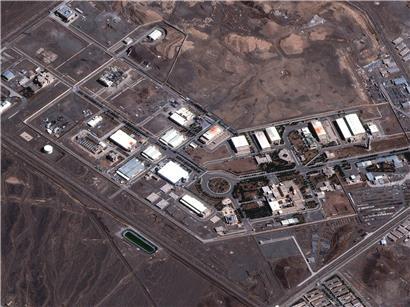Satellitenbild des Nuklearkomplexes Natans im Iran, bereitgestellt von Vantor, zeigt detaillierte Anlagen und Umgebung