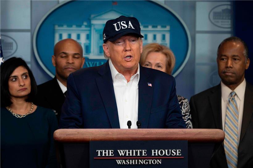 Donald Trump hat das Coronavirus nicht erwischt. Das teilt das Weiße Haus am Samstagabend mit.
