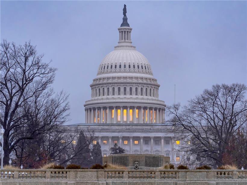 Donald Trump kündigt 15 Prozent Zoll auf US-Importe an, ersetzt geplante 10 Prozent Abgabe weltweit