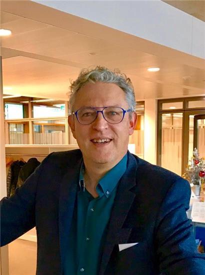D’origine belge, Pierre Decock vit et travaille au Luxembourg depuis 1985
