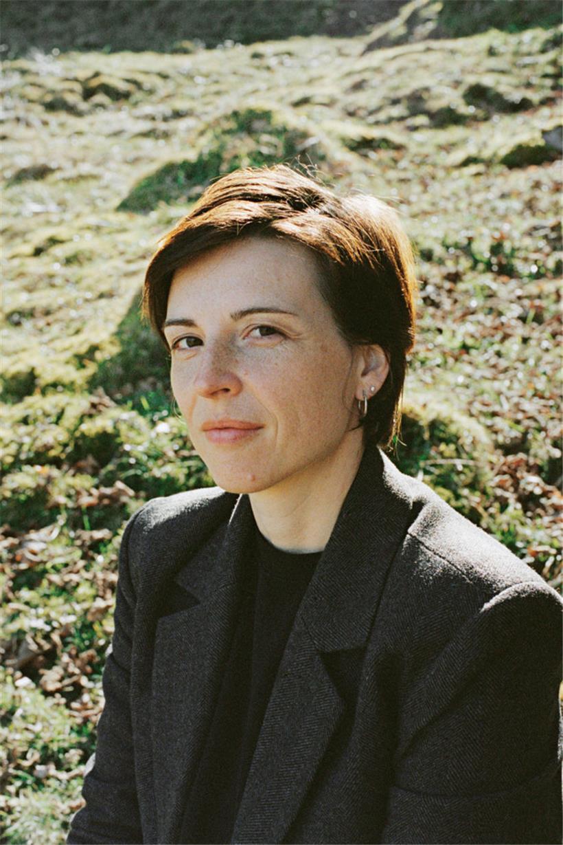 Dorothee Elmiger bindet Verweise auf akademische Texte gekonnt in ihren Roman ein
