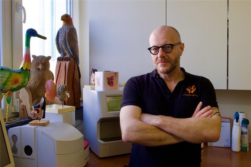 Dr. Carlo Manderscheid, Veterinärmediziner und Papageien-Experte
