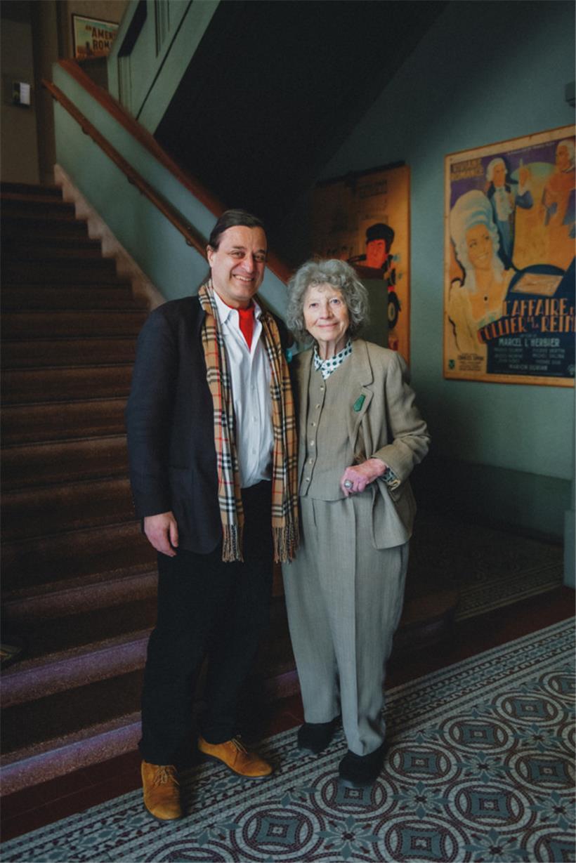 Drehpause: Produzent Alexander Dumreicher-Ivanceanu und Regisseurin Ulrike Ottinger in der Cinémathèque
