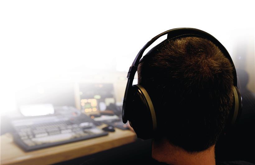 Drei Ex-Agenten des Luxemburger Geheimdienstes SREL wurde illegales Abhören und Datenklau vorgeworfen. Die Vorfälle liegen 13 Jahre zurück.
