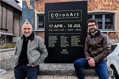 „Dürfen wir eigentlich lachen bei einem Thema wie Corona?“, fragen Jean-Claude Salvi und Marc Wilwert. Selbstverständlich dürfen sie. Auch die von ihnen zusammengetragene Kollektivausstellung im „Kamellebuttek“ in Esch ist kein Trauerspiel.
