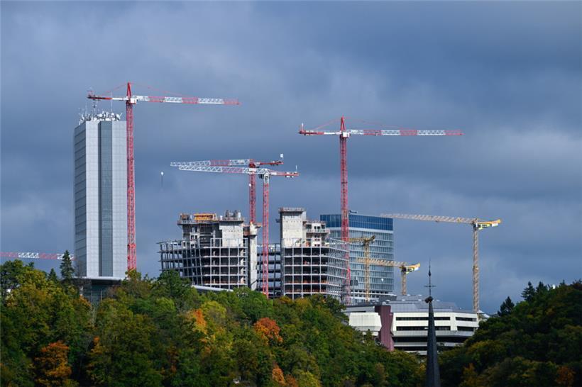 Dunkle Wolken über dem Kirchberg-Plateau: Die Handelskammer ist besorgt über die wachsenden Ausgaben des Staates
