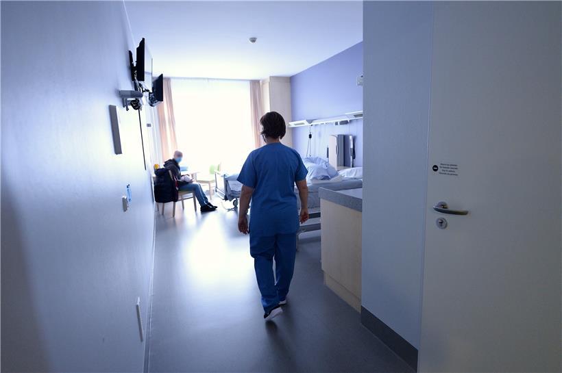 Durch die Umgestaltung der Ausbildung sollen Berufe im Gesundheits- und Pflegesektor wieder attraktiver werden für junge Menschen
