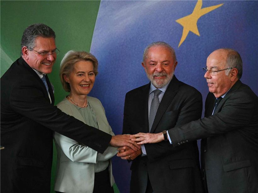 EU-Handelskommissar Maros Sefcovic und Kommissionspräsidentin von der Leyen treffen Präsident Lula da Silva und Außenminister Vieira in Brasilien vor Mercosur-Abkommen