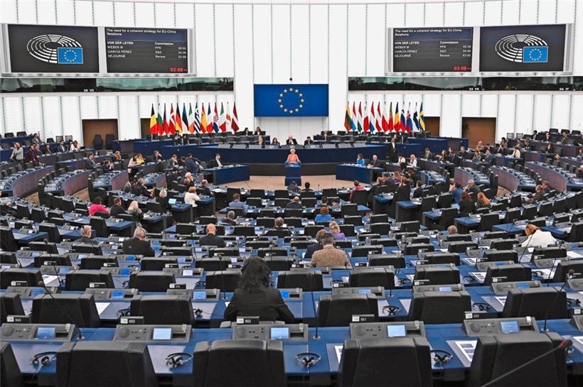 EU-Kommission und -Parlament haben laut der Bürgerbeauftragten O’Reilly noch Nachholbedarf in Sachen Transparenz und Ethik

