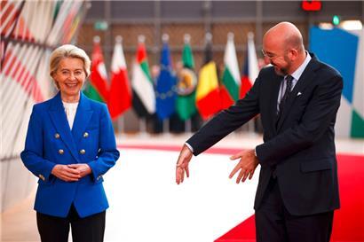 EU-Kommissionschefin Ursula von der Leyen und EU-Ratspräsident Charles Michel empfingen vor dem heutigen EU-Gipfeltreffen am Mittwoch die Vertreter des Golfkooperationsrates in Brüssel
