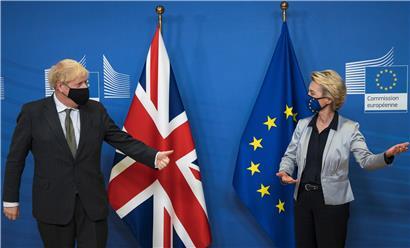 EU-Kommissionspräsidentin Ursula von der Leyen empfing am Mittwochabend den britischen Premierminister im Brüsseler Kommissionssitz Berlaymont, einem Gebäude, über das Boris Johnson vor rund 27 Jahren als Journalist schrieb, dass es bald abgerissen werde
