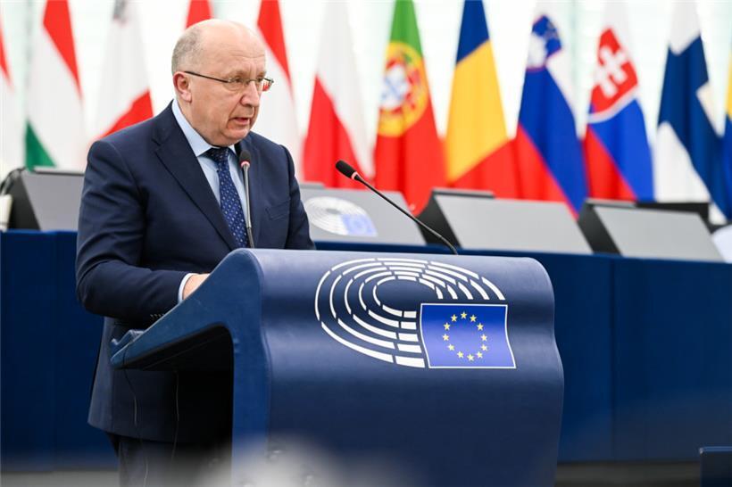 EU-Verteidigungskommissar Andrius Kubilius soll kommende Woche das Weißbuch zur Zukunft der europäischen Verteidigung vorstellen
