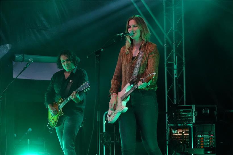 Ebenfalls dabei: die Rockband Go By Brooks