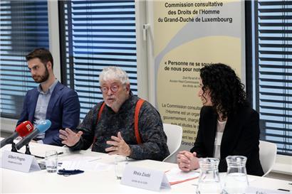 Edoardo Stoppioni, Gilbert Pregno und Rhéa Ziadé (v.l.n.r.) haben am Dienstag die Bedenken der CCDH zur anstehenden Verfassungsreform geäußert
