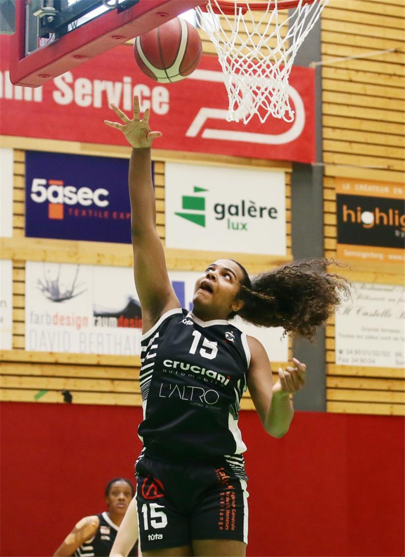 Ehis Etute verabschiedet sich mit dem Pokalsieg aus der LBBL
